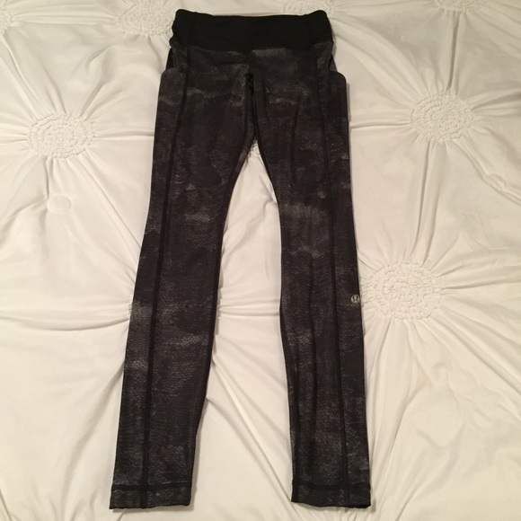 Lululemon Speed Tight II Luxtreme Sequin leggings - Picture 3 of 8